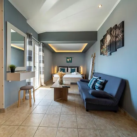 Helen's & Semesteranläggning (resort)