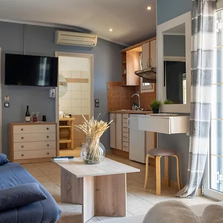 Helen's & Skala (Kefalonia)