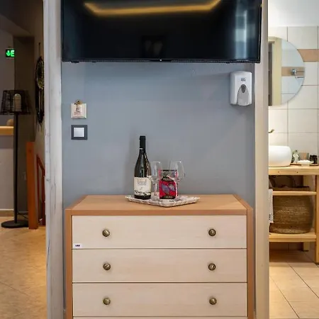 Helen's & Semesteranläggning (resort) Skala (Kefalonia)