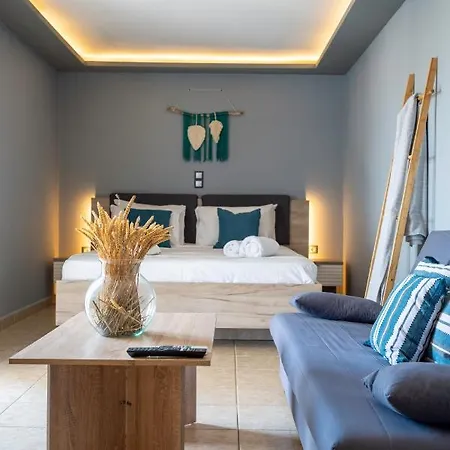 Helen's Studios&apartments Resort 3*