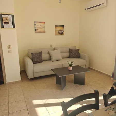 Feriested Helen's & 3*