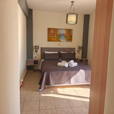 Helen's & Feriested 3*